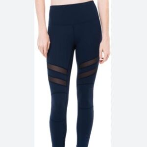 NWOT Kadyluxe leggings